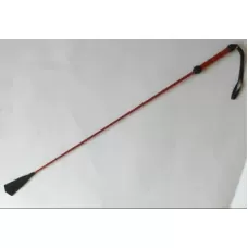 Длинный плетеный стек с красной лаковой ручкой - 85 см красный с черным 