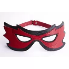 Красно-чёрная маска на глаза с разрезами красный с черным 