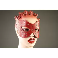 Красная кожаная маска с заклёпками красный 