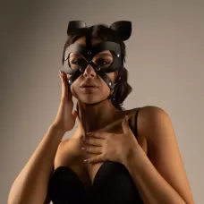 Черная кожаная маска-шлем с маленькими ушками черный 