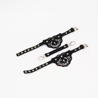 Черные оковы с золотистой фурнитурой черный с золотистым 
