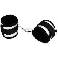 Серебристо-черные наручники Struggle My Handcuff серебристый с черным 