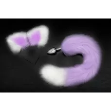 Серебристая анальная пробка с фиолетово-белым хвостиком и ободком-ушками фиолетовый с белым 