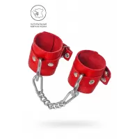 Красные мягкие кожаные наручники с люверсами красный 