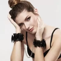 Черные наручники FROU FROU с цепочкой черный 