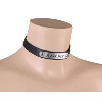 Кожаный чокер Kiss Me черный с серебристым 