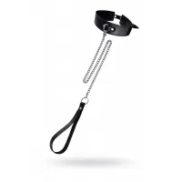 Кожаный двухслойный ошейник с красной строчкой и поводком черный с серебристым 