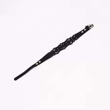 Черный ажурный чокер с золотистой фурнитурой черный с золотистым Черный ажурный чокер с золотистой фурнитурой черный с золотистым